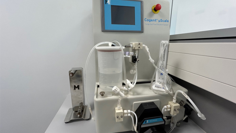 /Cogent-uScale-tangential-flow-filtration-system.jpg